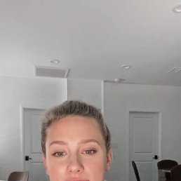 Victoria, 29, 