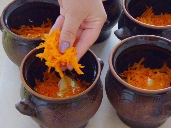 ������ � ���������. �����������: � ������� - 700 � � ��������� - 5 ��. � ��� (�������) - 1 ��. � ... - 5