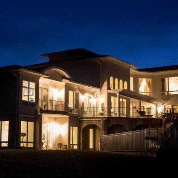 Слышали про невероятный дом Алсу на Рублёвке? Это не просто «звёздное жильё», а реально впечатляющий ... - 10