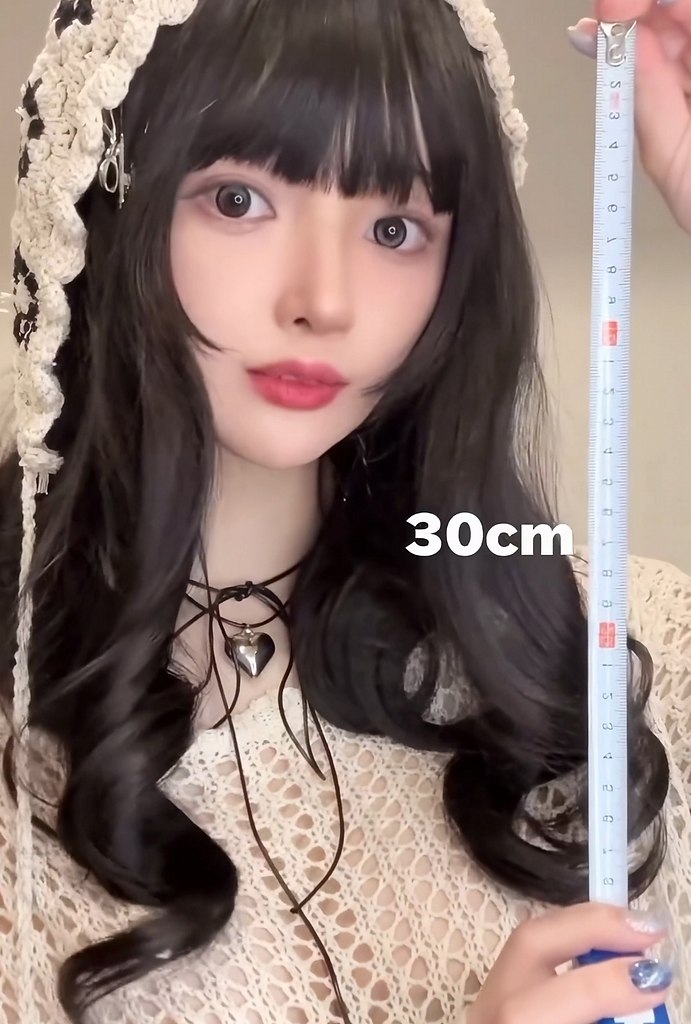     ..