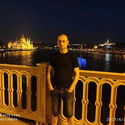 Roman, 33, 