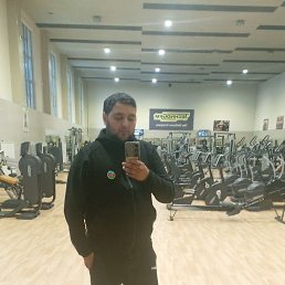 Rufat, 29, 