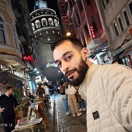 Azou, 33, 