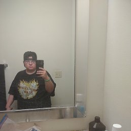 Victoria, 24, 