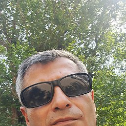 Hayk, 47, 