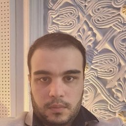 Oto, 33, 