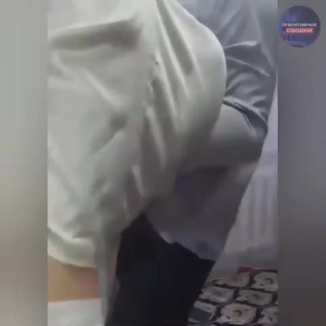 Родственники новобрачных собрались в доме молодых, чтобы присутствовать при подтверждении ... - 2