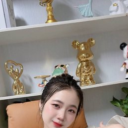 Grace, 33, 