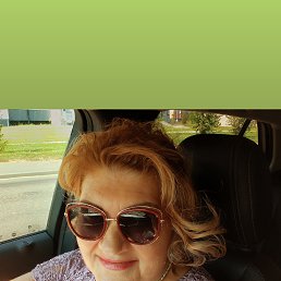 Valya, 61, 