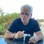 Valentin, 68 , 