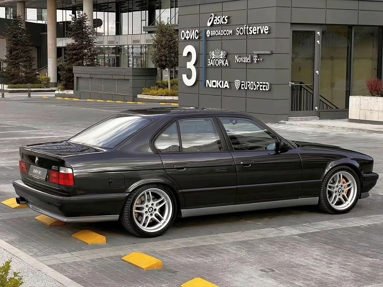 #BMW #M5 (#E34) - 4