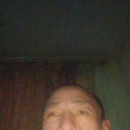 Nikolay, 40, 