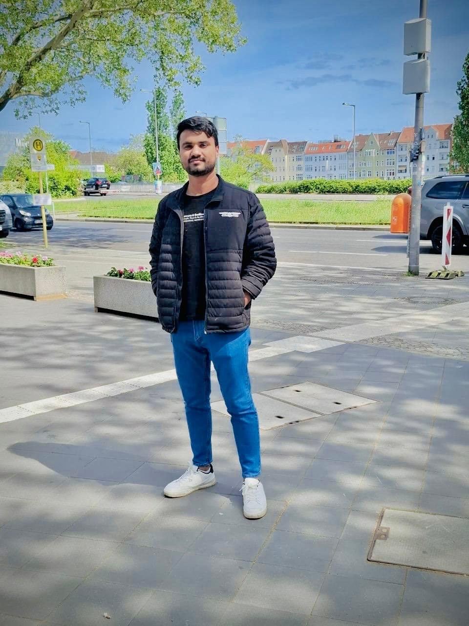 Adnan - 5  2025  19:28
