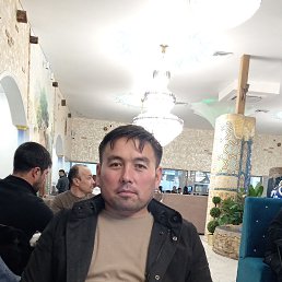 Ali, 32, 