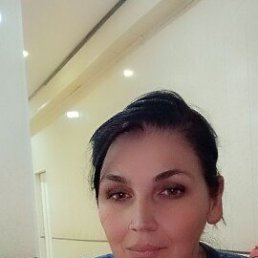 Guli, 52, 