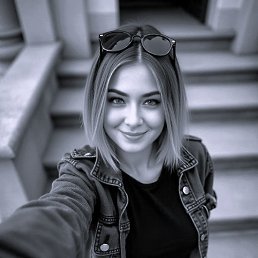 liRIKA, 40, -