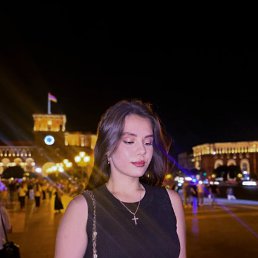 Anahit, 26, 