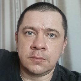 Roman, 41, 