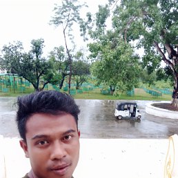Linn, 28, 