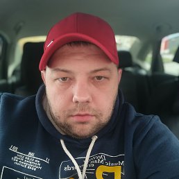 Denis, 38, 