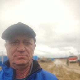 Stend, 47, 