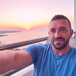 �������, 37 ���, �����������