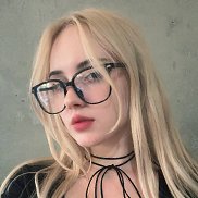 Арина, 20 лет, Москва Арина, 20 лет, Москва