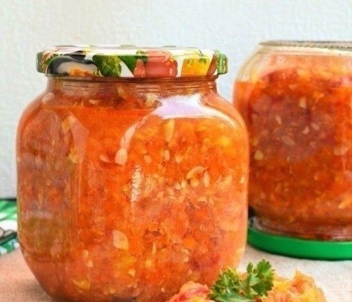КАБАЧКОВАЯ АДЖИКА .ИНГРЕДИЕНТЫ: кабачки (средние, не крупные) - 0,5 кг; перец сладкий болгарский - ...